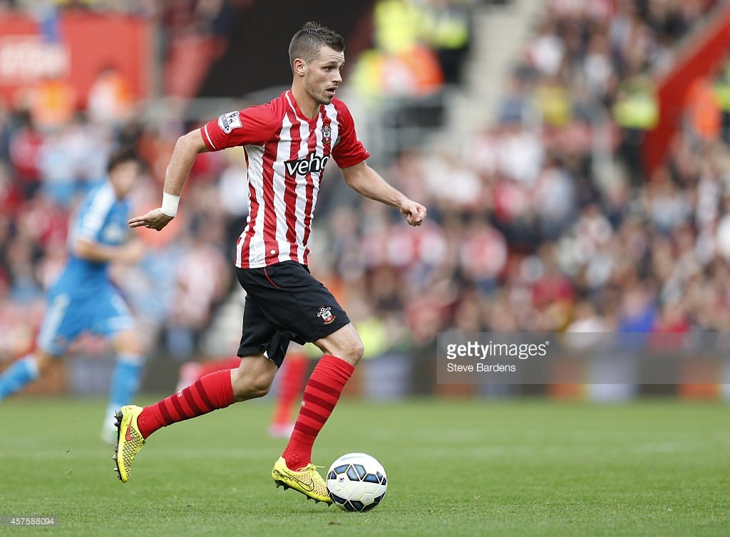 Morgan Schneiderlin carries the ball whilst at Southampton
