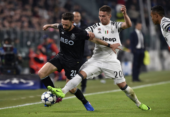 Miguel Layun battles for possession for his Portuguese club Porto