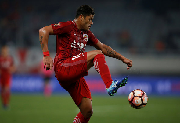 Hulk controls the ball for his Chinese club Shanghai SIPG