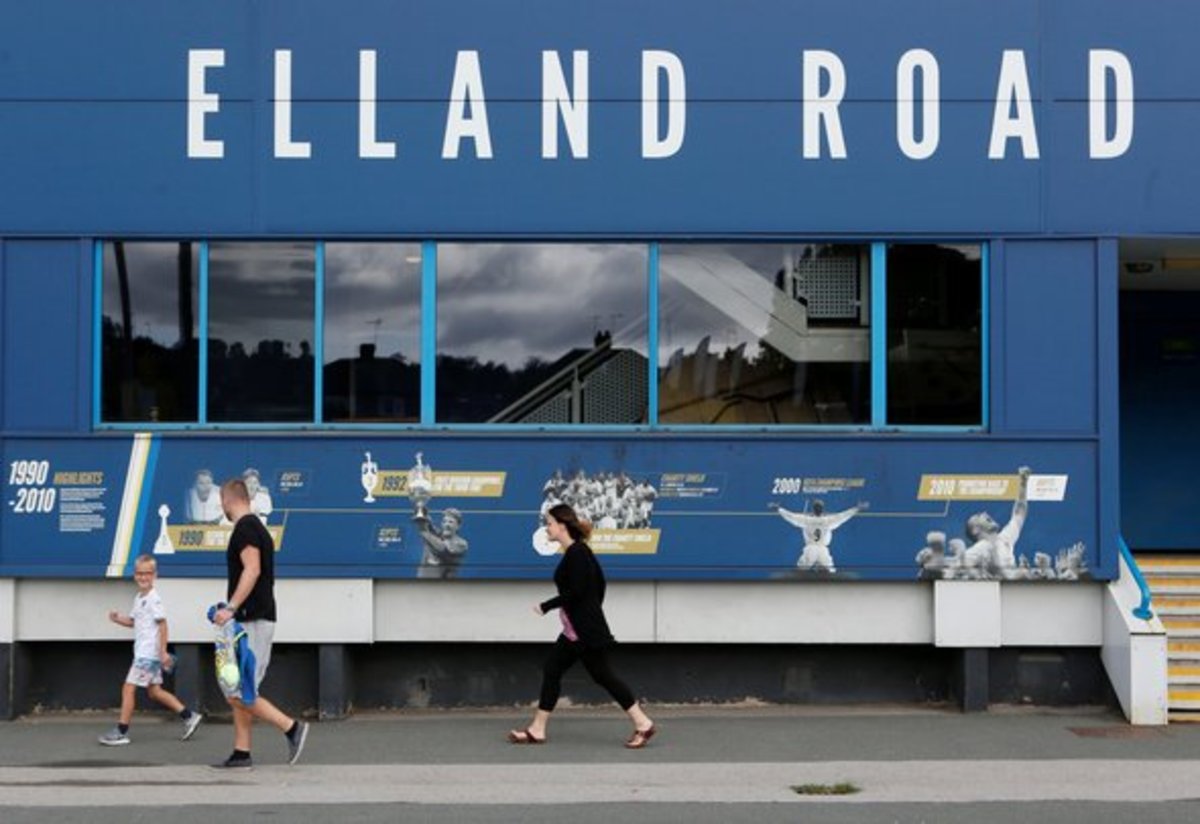 Leeds United expansion plans for Elland Road frightening Hutton