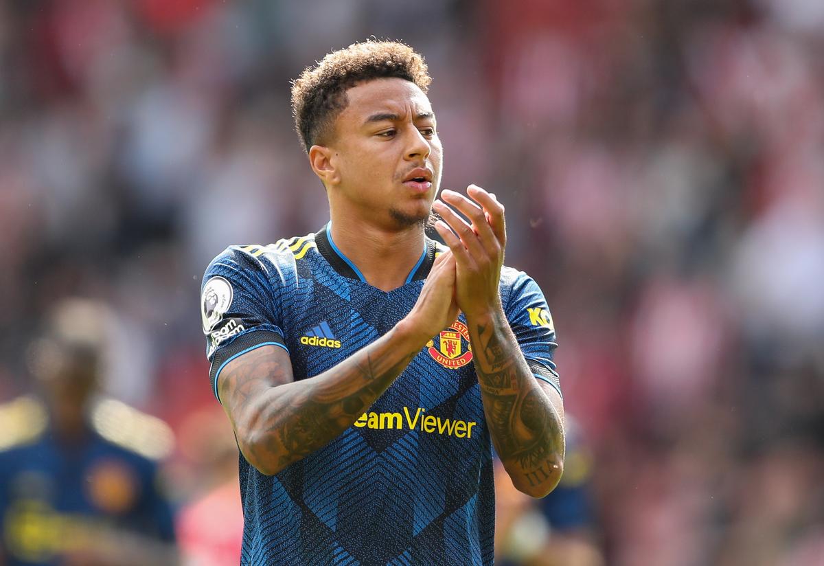 Tottenham move for Martial could be Kane replacement - pundit