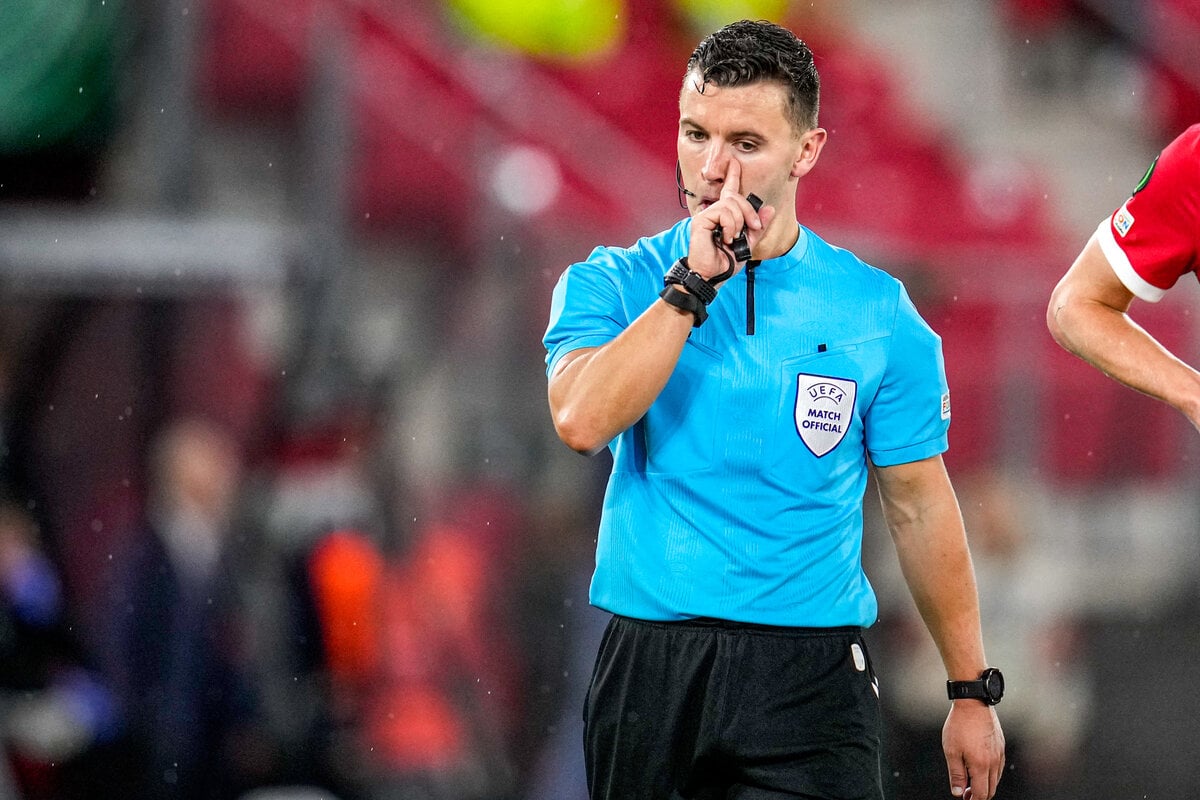 Celtic expert defends Nick Walsh after what he saw v Rangers