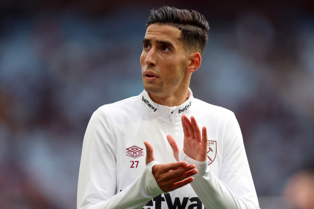 West Ham Nayef Aguerd clapping his hands