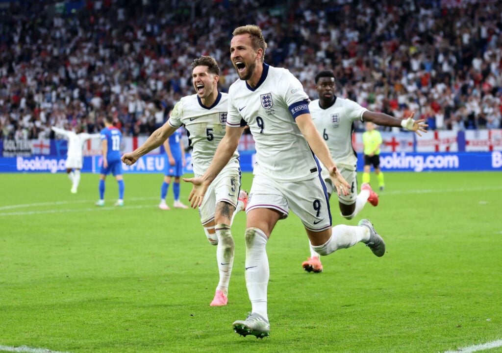 Harry Kane celebrates his goal