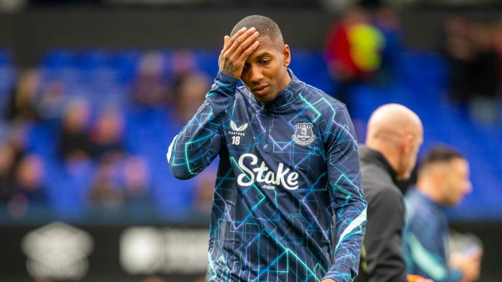 Ashley Young warming up for Everton