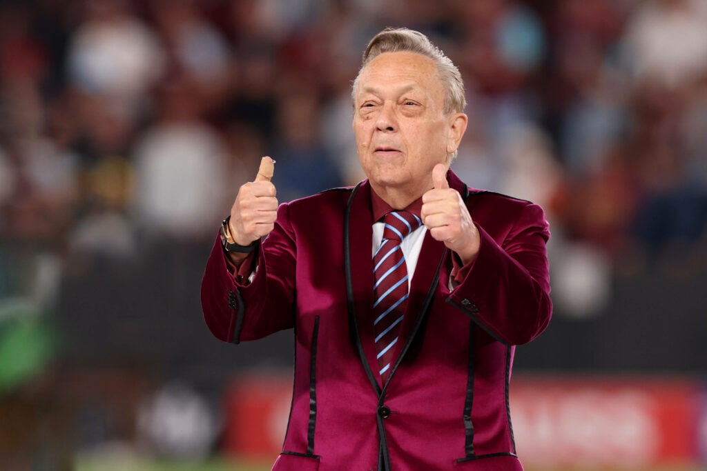David Sullivan gives two thumbs up at West Ham