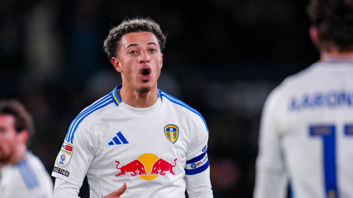 Ethan Ampadu Đá Tảng Đa Năng - Bí Mật Thành Công Tại Leeds United Ethan Ampadu Đá Tảng Đa Năng - Bí Mật Thành Công Tại Leeds United