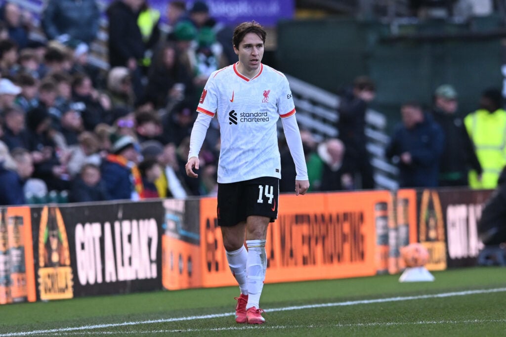 Federico Chiesa playing for Liverpool