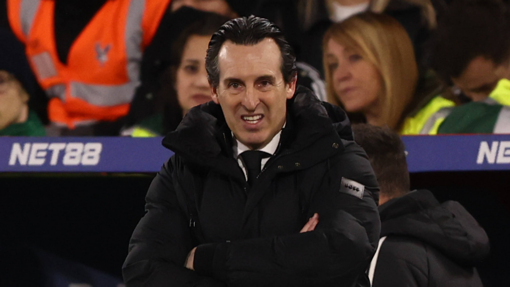 Unai Emery on the touchline during a game with Aston Villa