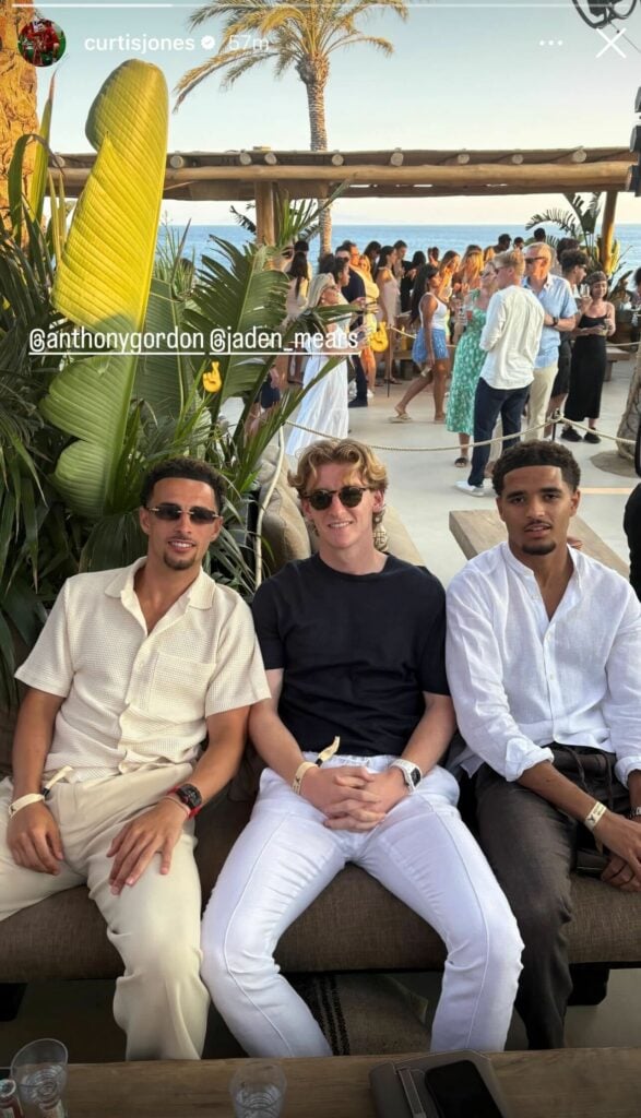 Curtis Jones and anthony Gordon Instagram story