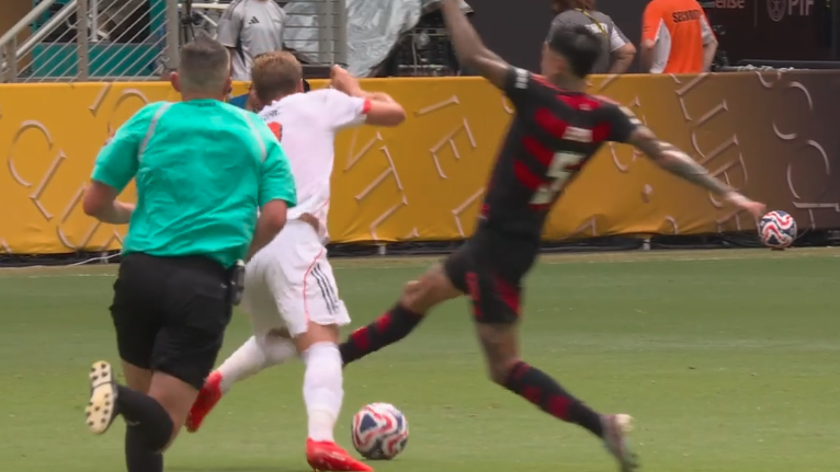 Kane foul