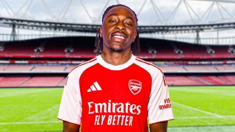 Eberechi Eze in an Arsenal shirt
