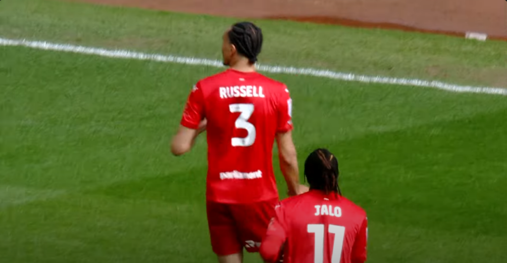 Fabio Jalo Jonathan Russell, Barnsley