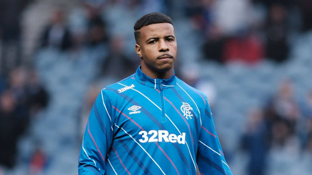 Hamza Igamane in a Rangers training top
