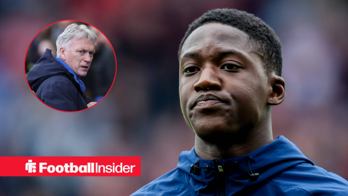 Kobbie Mainoo unhappy, David Moyes in a circular inset