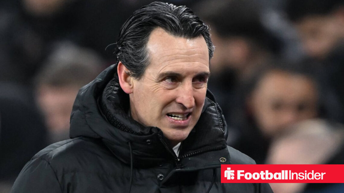 Unai Emery looking frustrated and worried