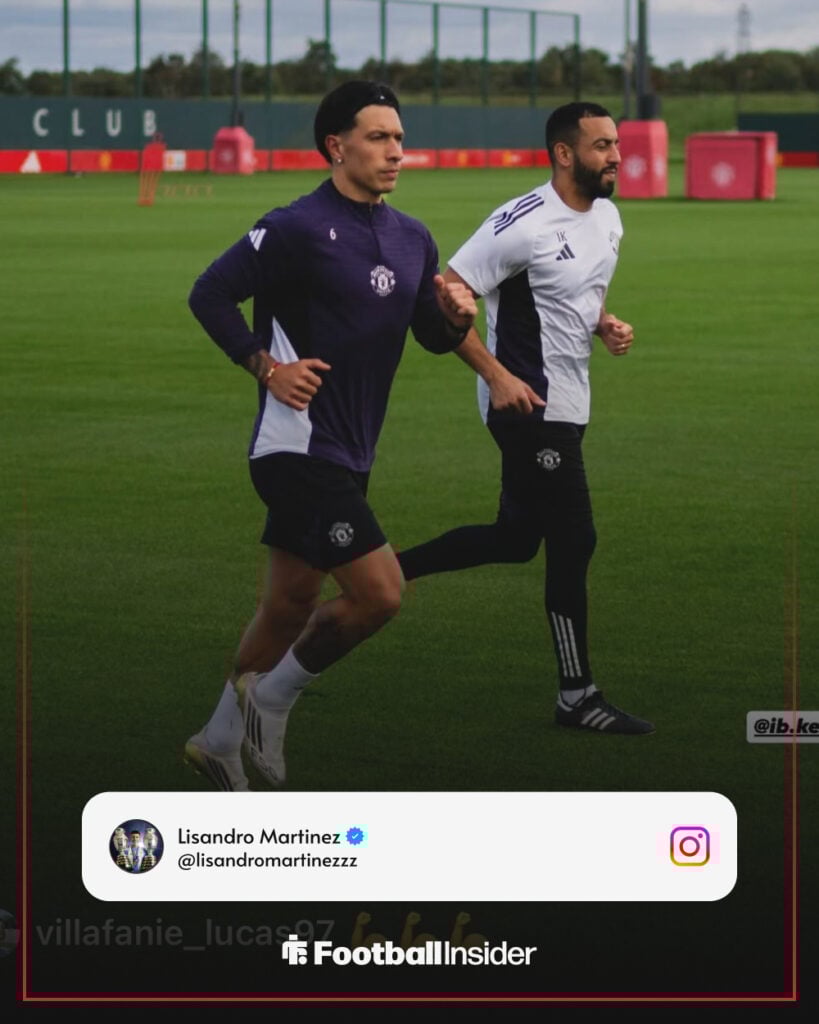 Lisandro Martinez running on training pitch