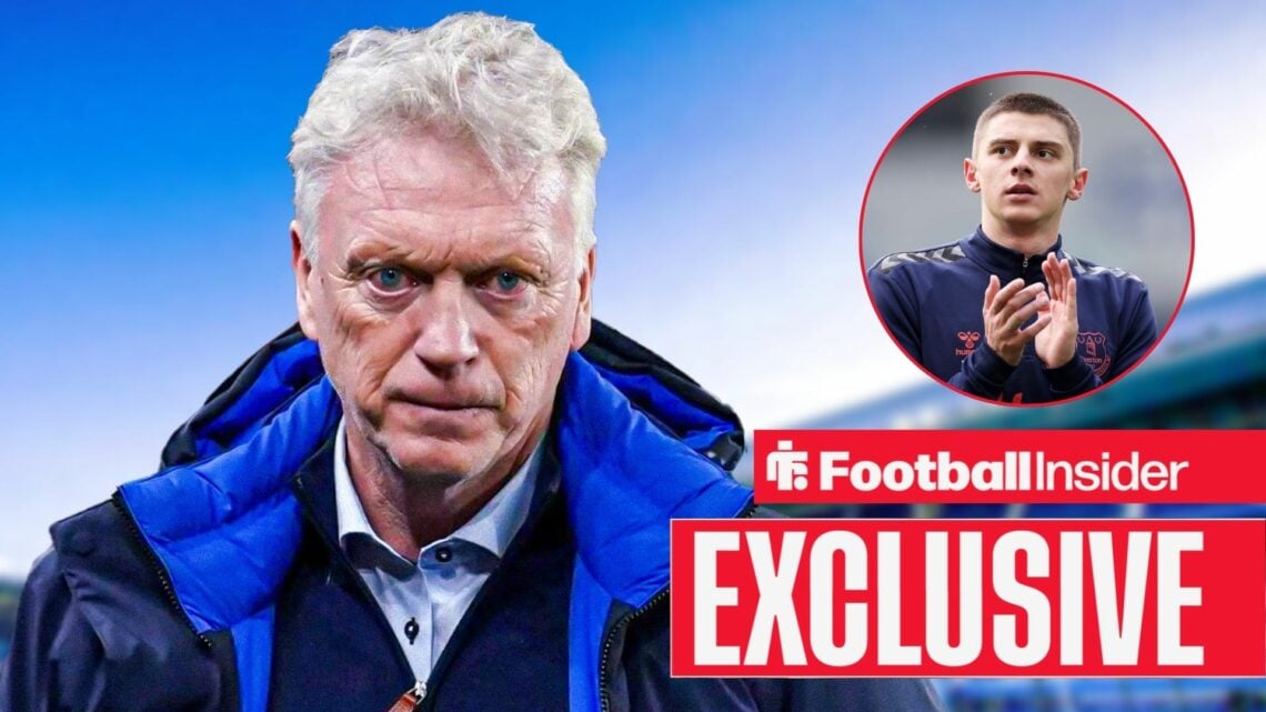 David Moyes looking at Vitalii Mykolenko in a circular inset