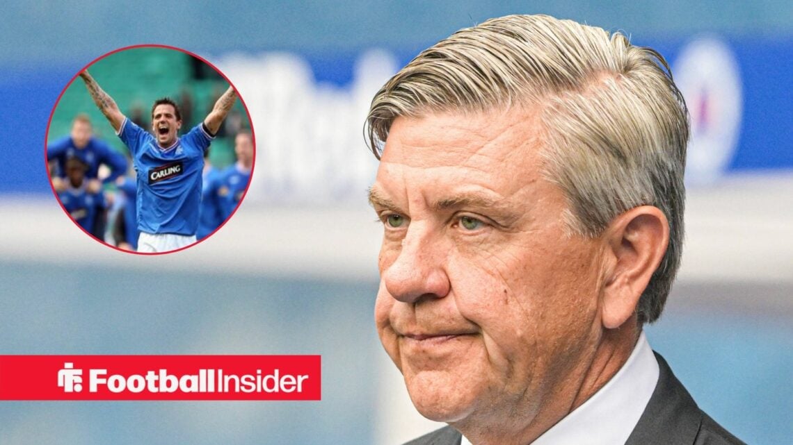 Andrew Cavenagh looking around and Nacho Novo in inset