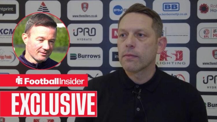 Leam Richardson next to Noel Hunt in a circular inset