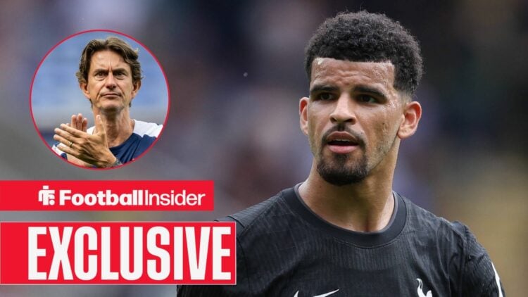 Thomas Frank clapping his hands on the left with a nervous Dominic Solanke on the right for Tottenham