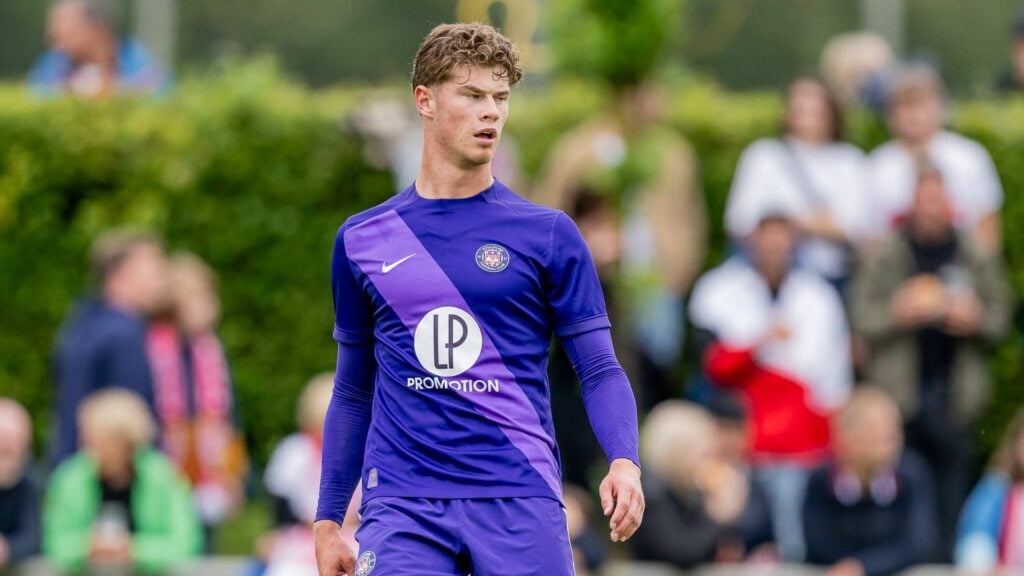 Charlie Cresswell in action for Toulouse