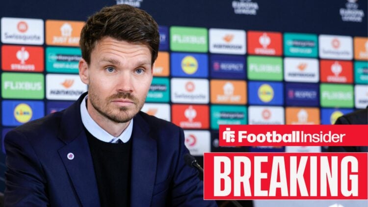 Danny Rohl in a press conference