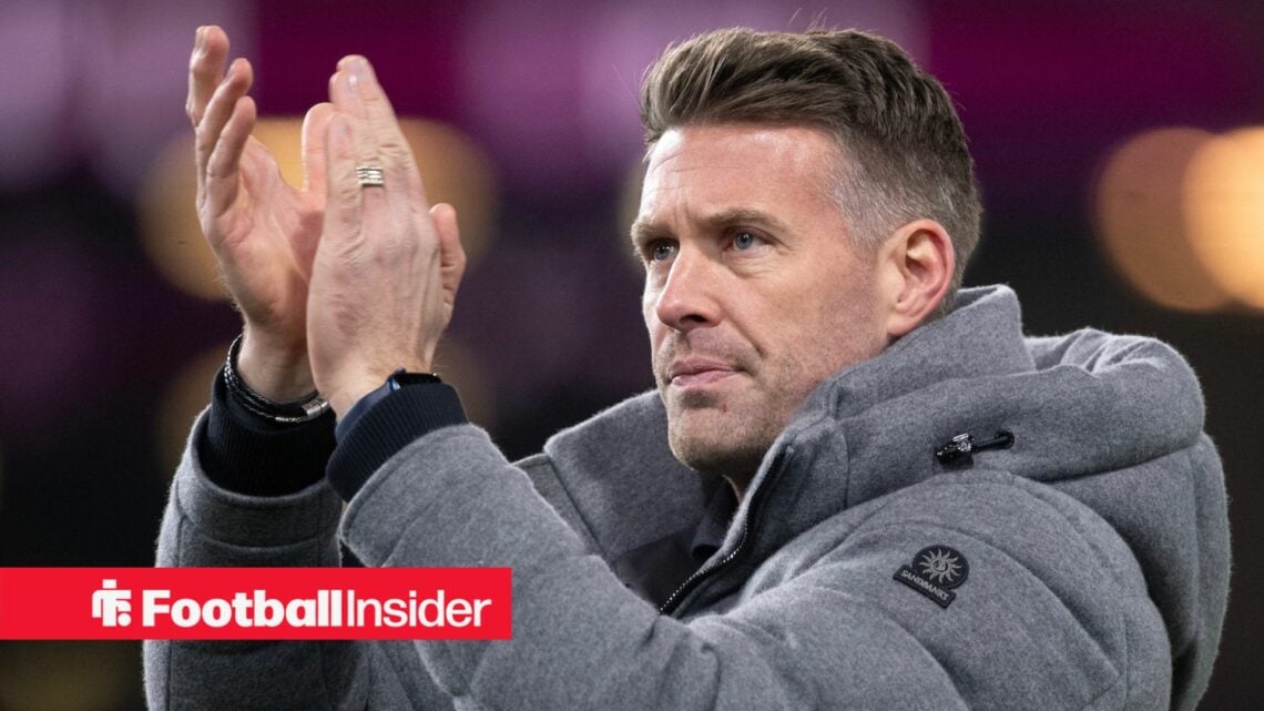 Rob Edwards clapping