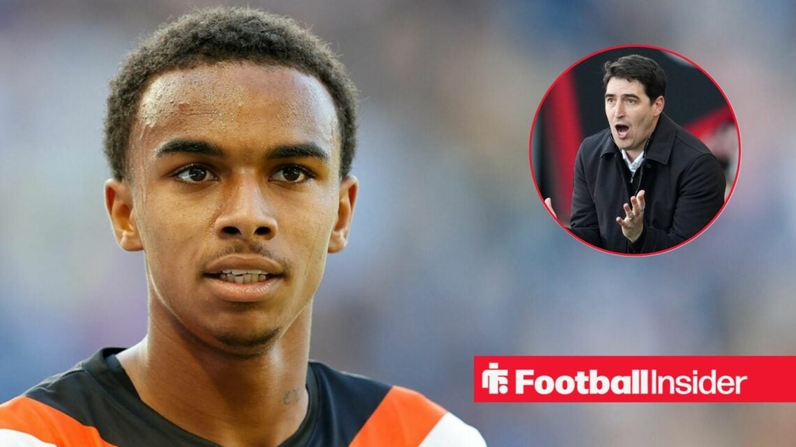 Junior Kroupi, Andoni Iraola in a circular inset