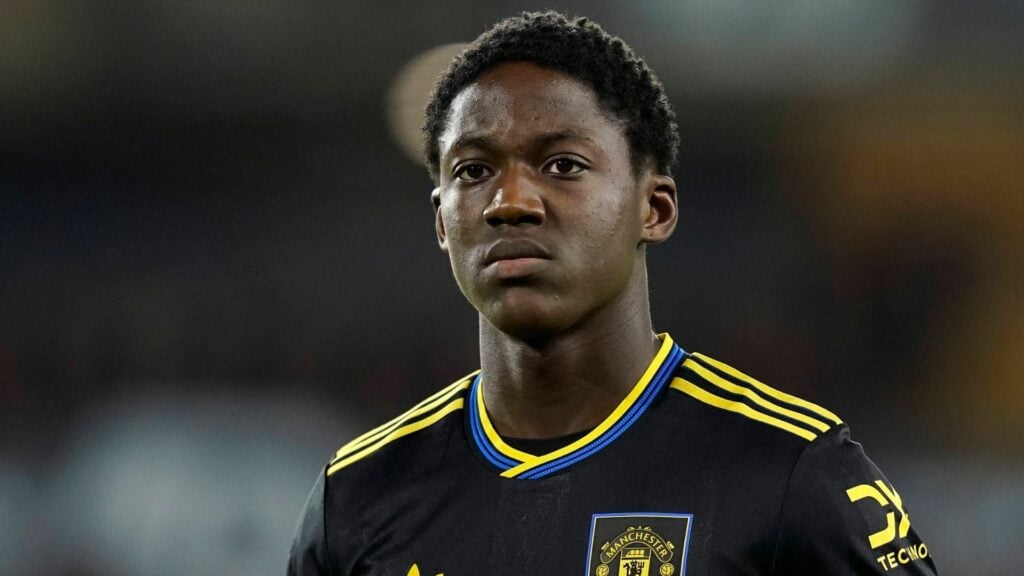 Kobbie Mainoo in action for Man United