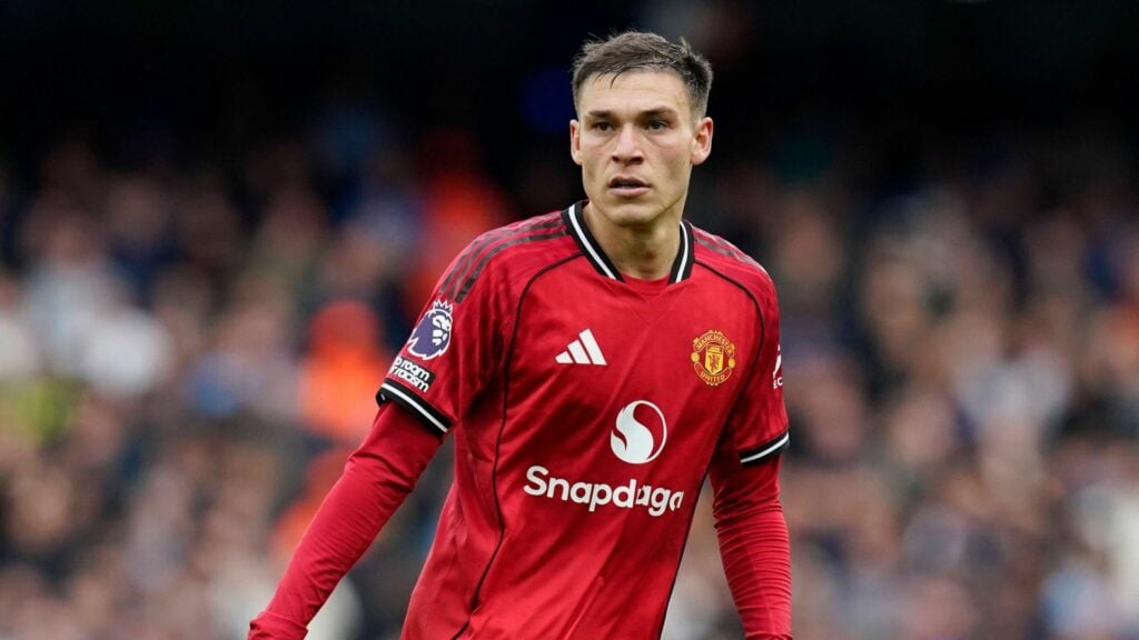 Manuel Ugarte in action for Man United