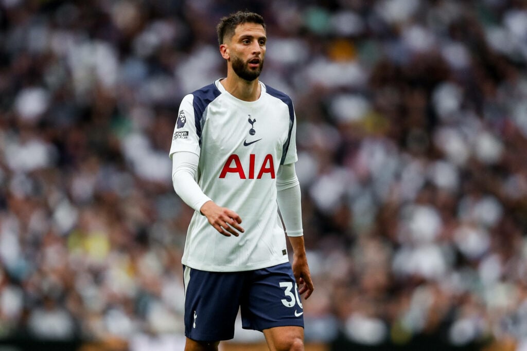 Rodrigo Bentancur looking focused for Tottenham