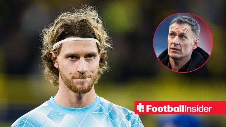 Kasper Hogh looking at Chris Sutton in circle