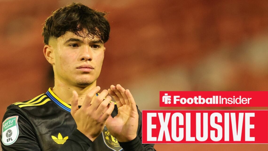 Gabriele Biancheri clapping in Man United kit