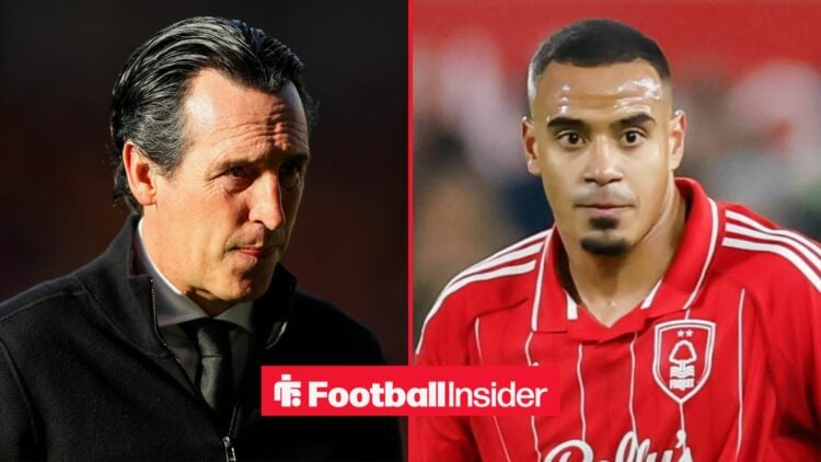 Unai Emery looking at Murillo on right