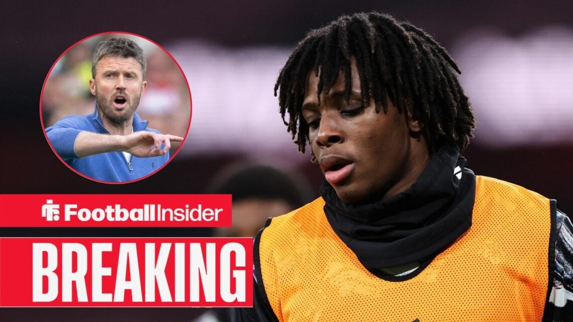 Patrick Dorgu warning up for Man United, Michael Carrick in a circular inset