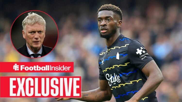 Football Insider exclusive as Tim Iroegbunam is in action for Everton, while manager David Moyes watches from a circular inset.