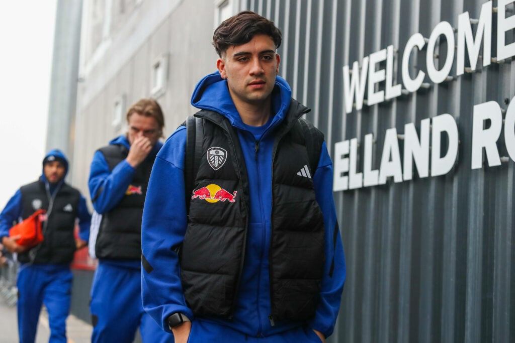 Facundo Buonanotte in a Leeds United training jacket