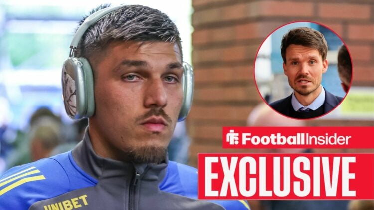 Football Insider exclusive as Leeds United striker Joel Piroe arrives wearing a pair of headphones, while Rangers manager Danny Rohl watches from a...