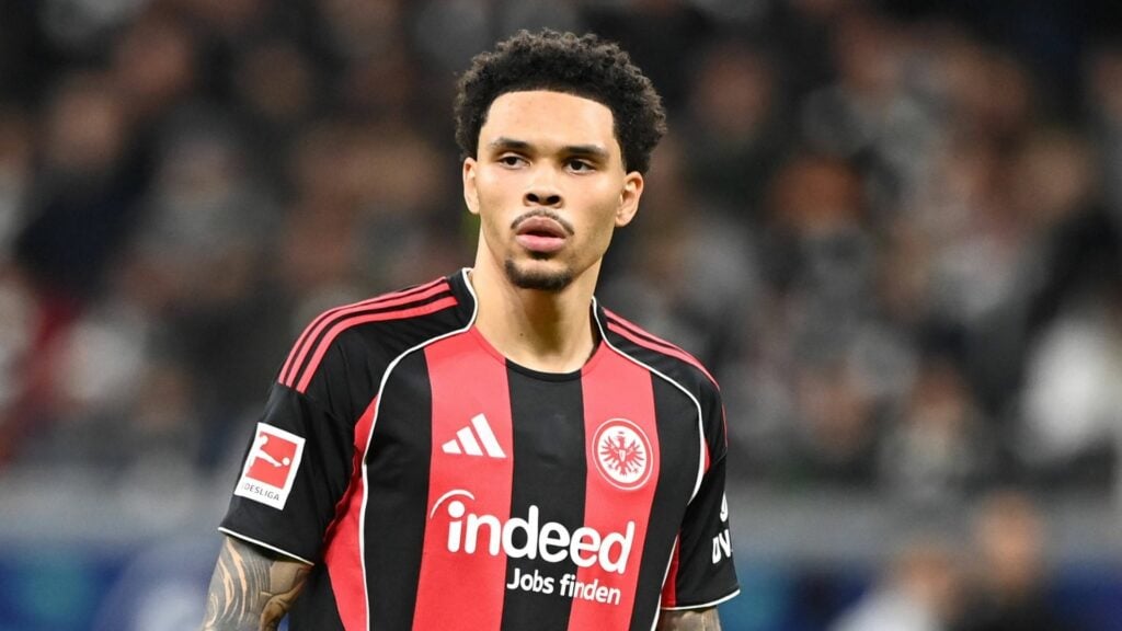 Nnamdi Collins in action for Eintracht Frankfurt