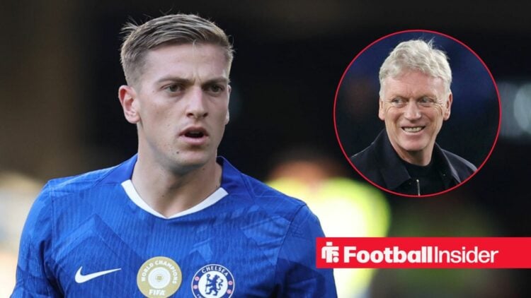 Liam Delap in action for Chelsea, with David Moyes in a circular inset