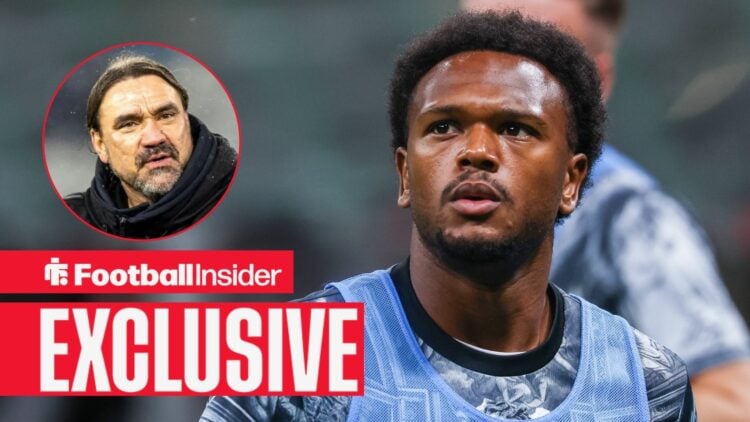 Football Insider exclusive as Juventus striker Lois Openda warms up for a game, while Leeds manager Daniel Farke watches from a circular inset.